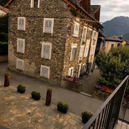 Guest & Hotel Scopello (Piedmont)