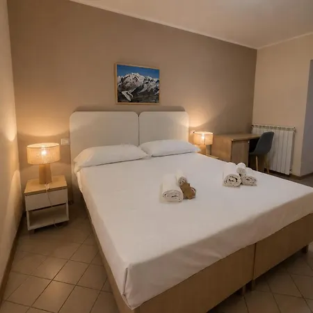 Hotel Guest & Scopello (Piedmont)